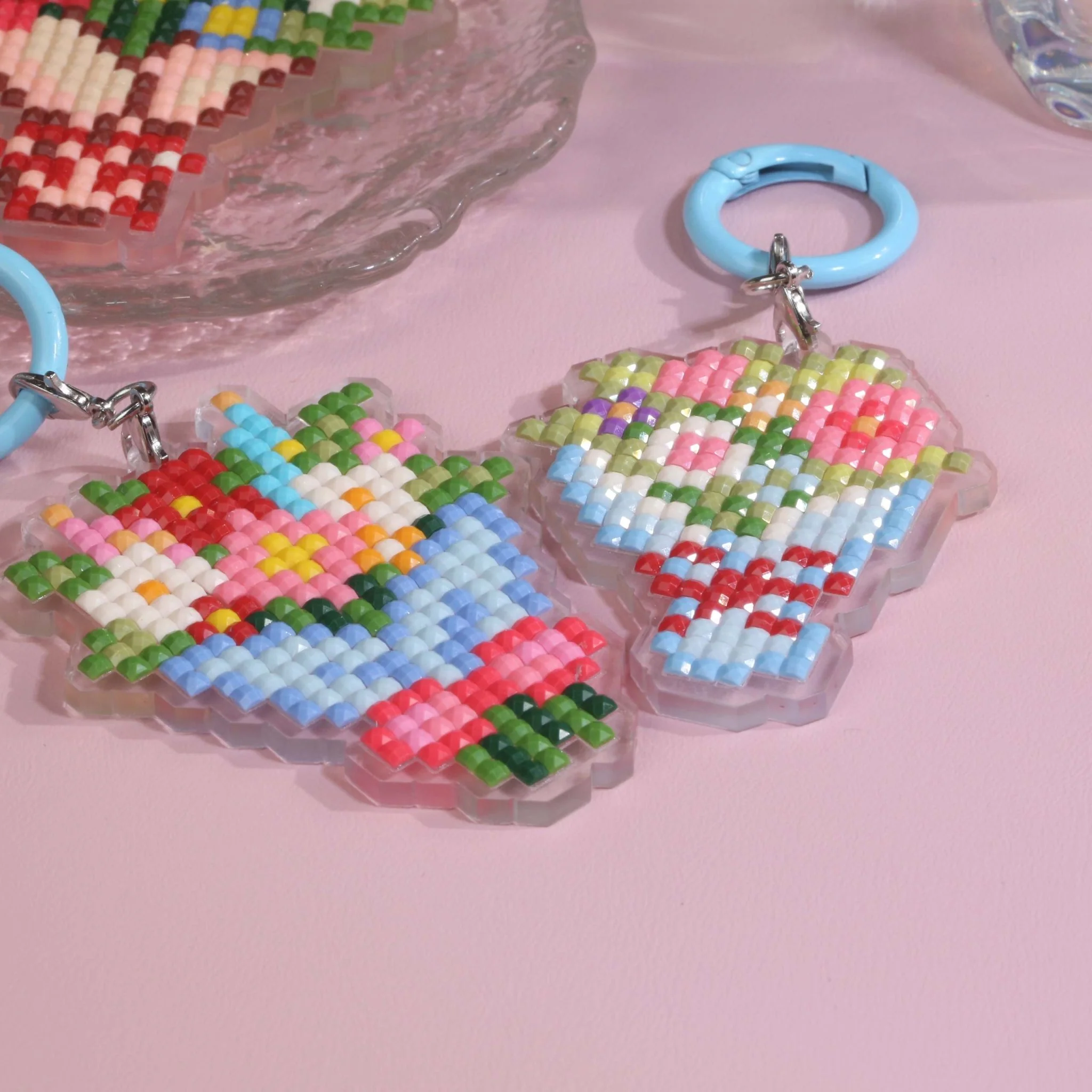 Bouquet Acrylic Diamond Painting Keychain - Image 3