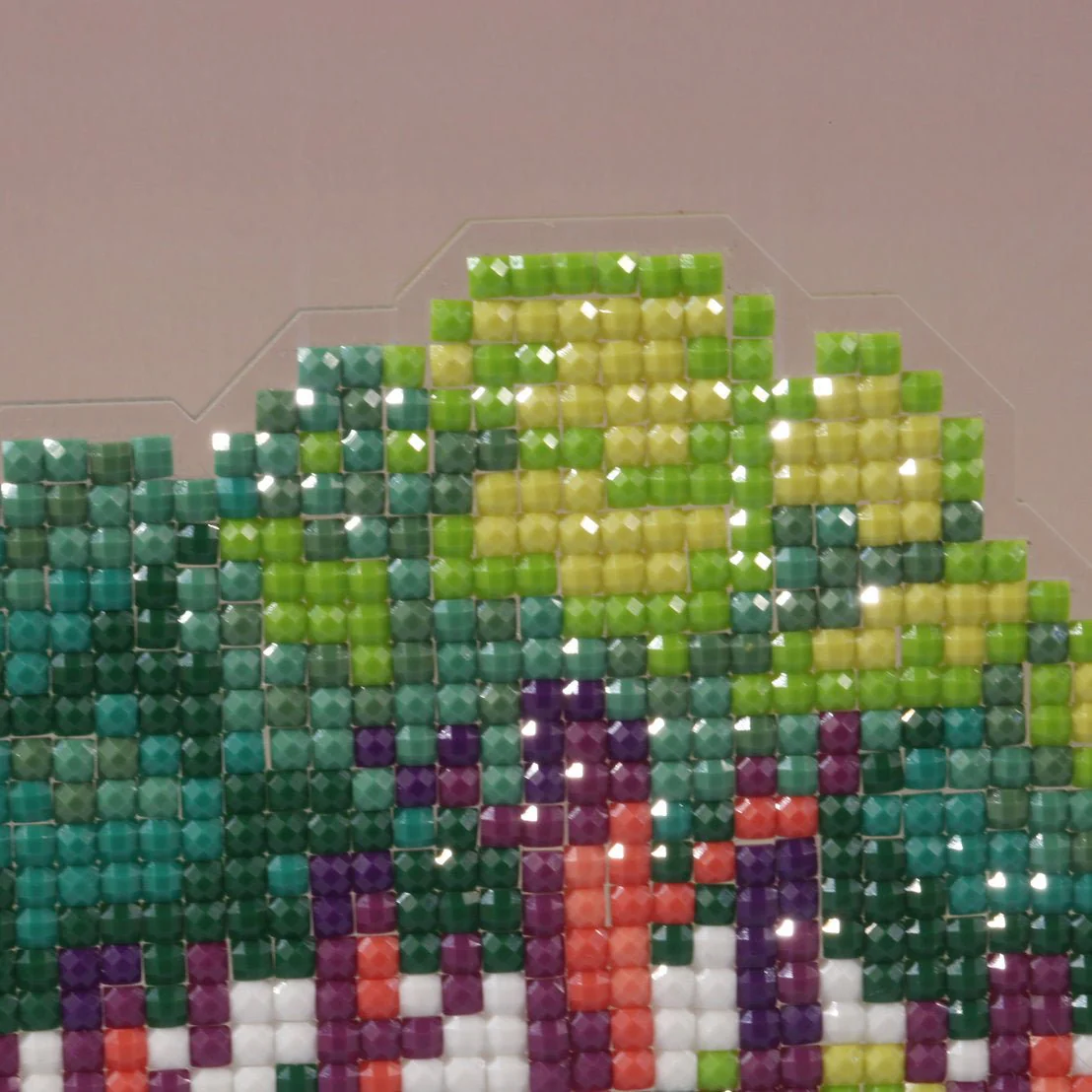 LumiGem Island in the Lake Diamond Painting Stand - Image 4