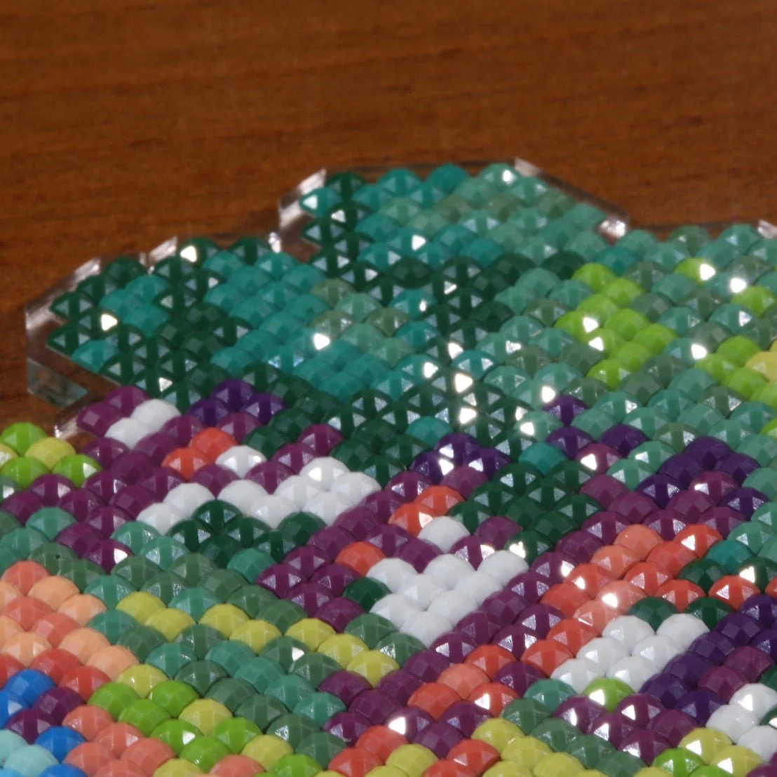 LumiGem Island in the Lake Diamond Painting Stand - Image 5