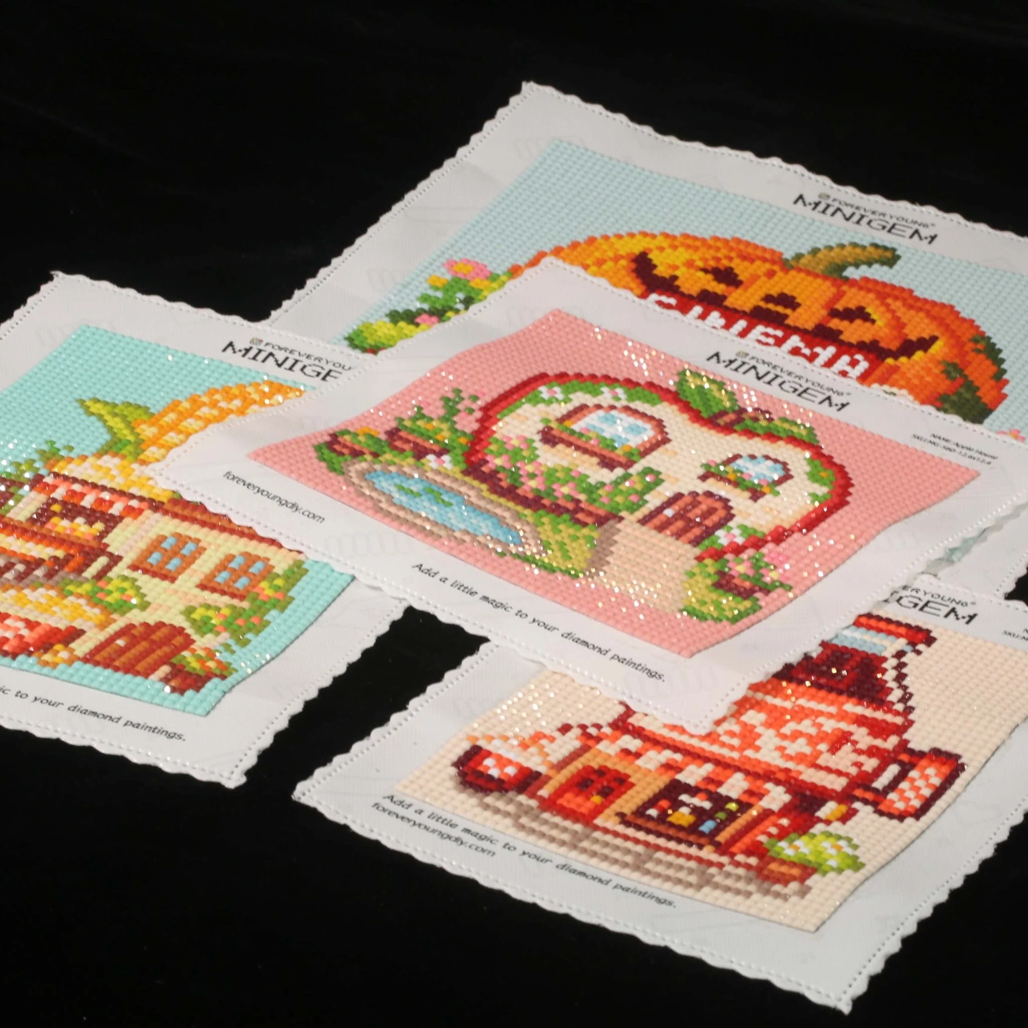 Minigem® :Apple House - Image 4