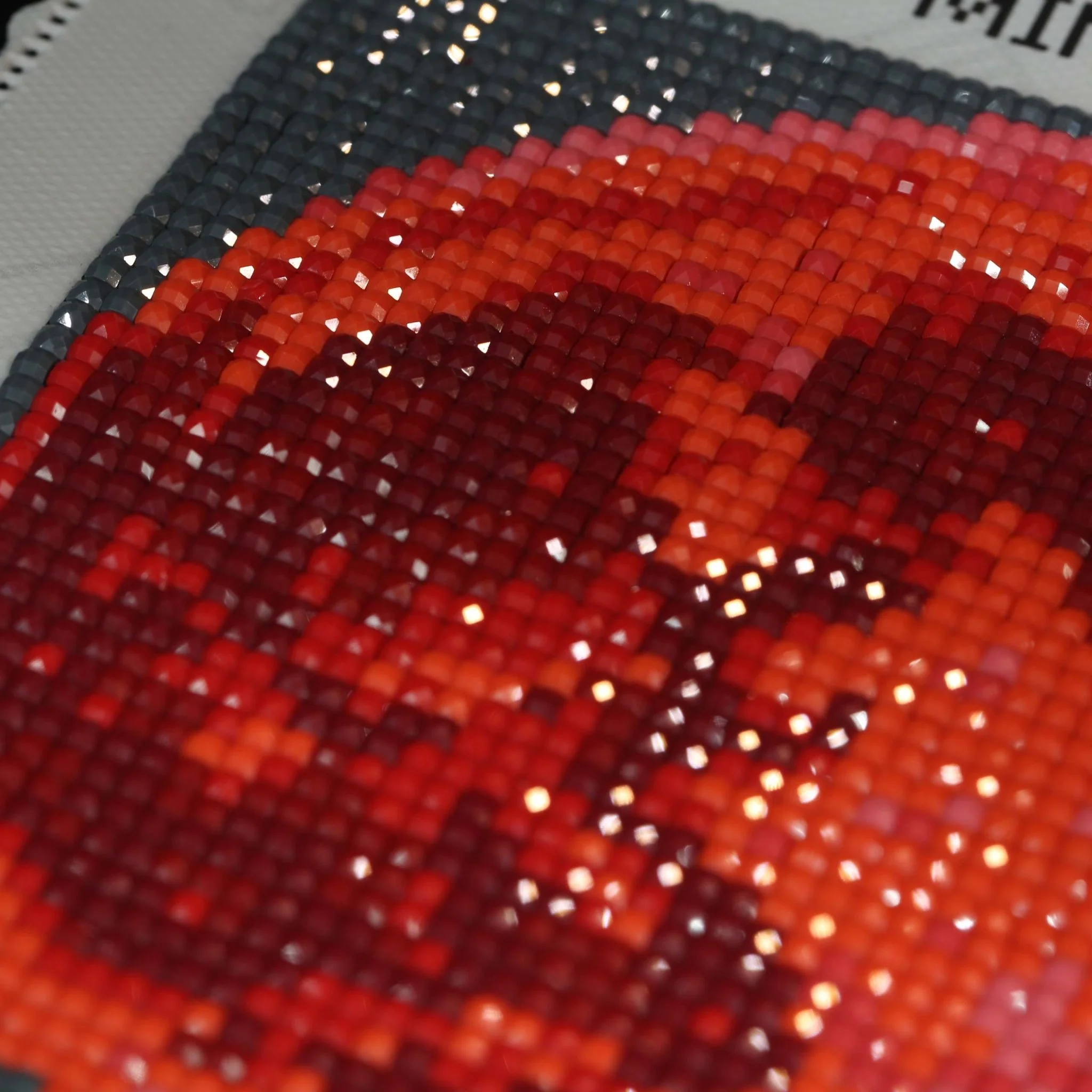 Minigem® :Blood Moon - Image 3