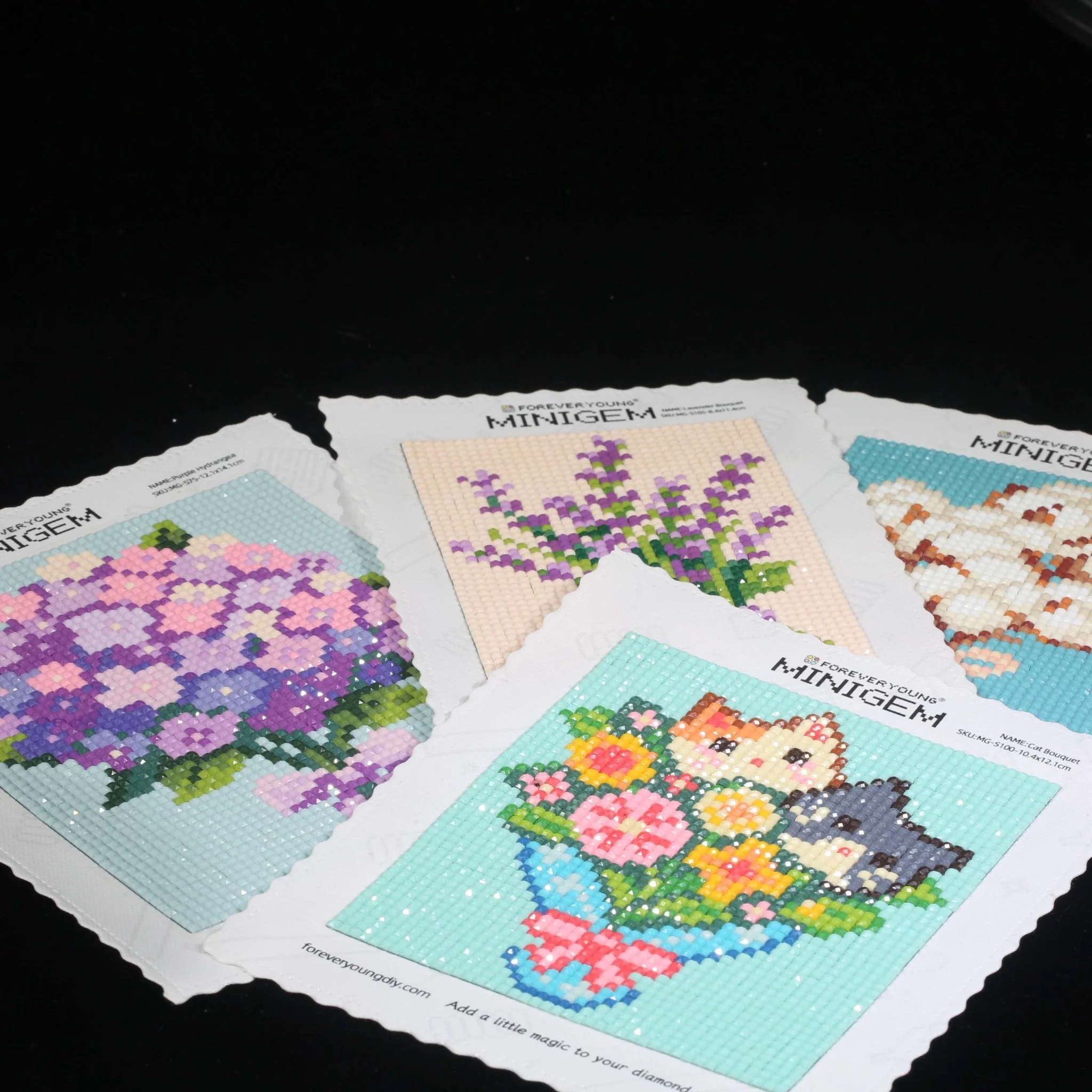 Minigem® Cat Bouquet | Cat, Cats & Kitten Floral Diamond Art Collection - Image 4