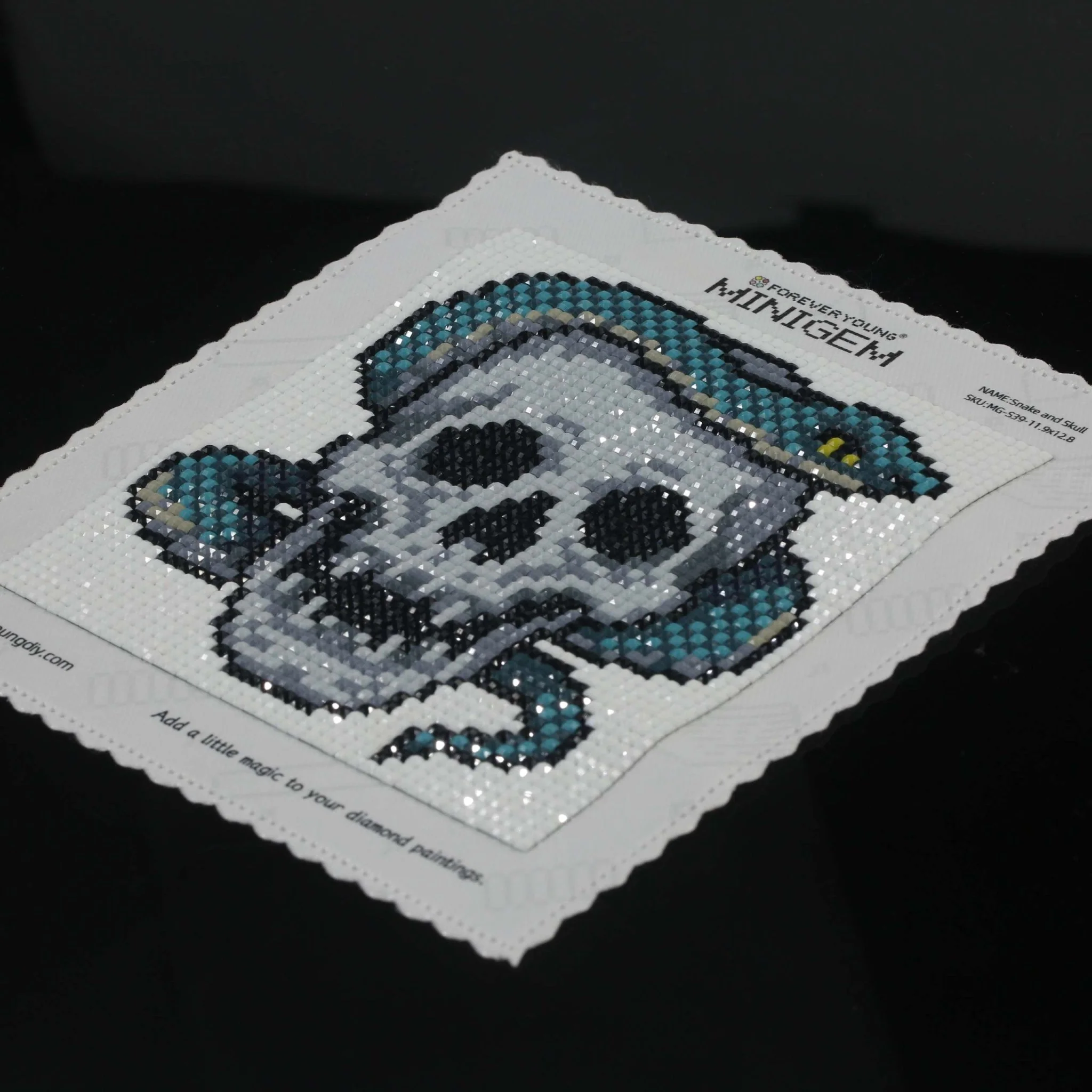 Minigem® :Snake and Skull - Image 2