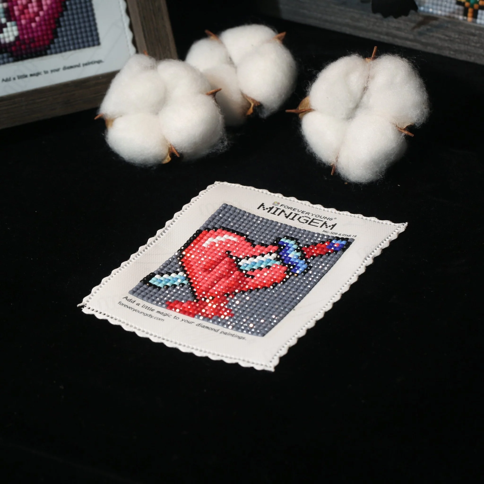 Minigem® :Stabbed Heart - Image 2