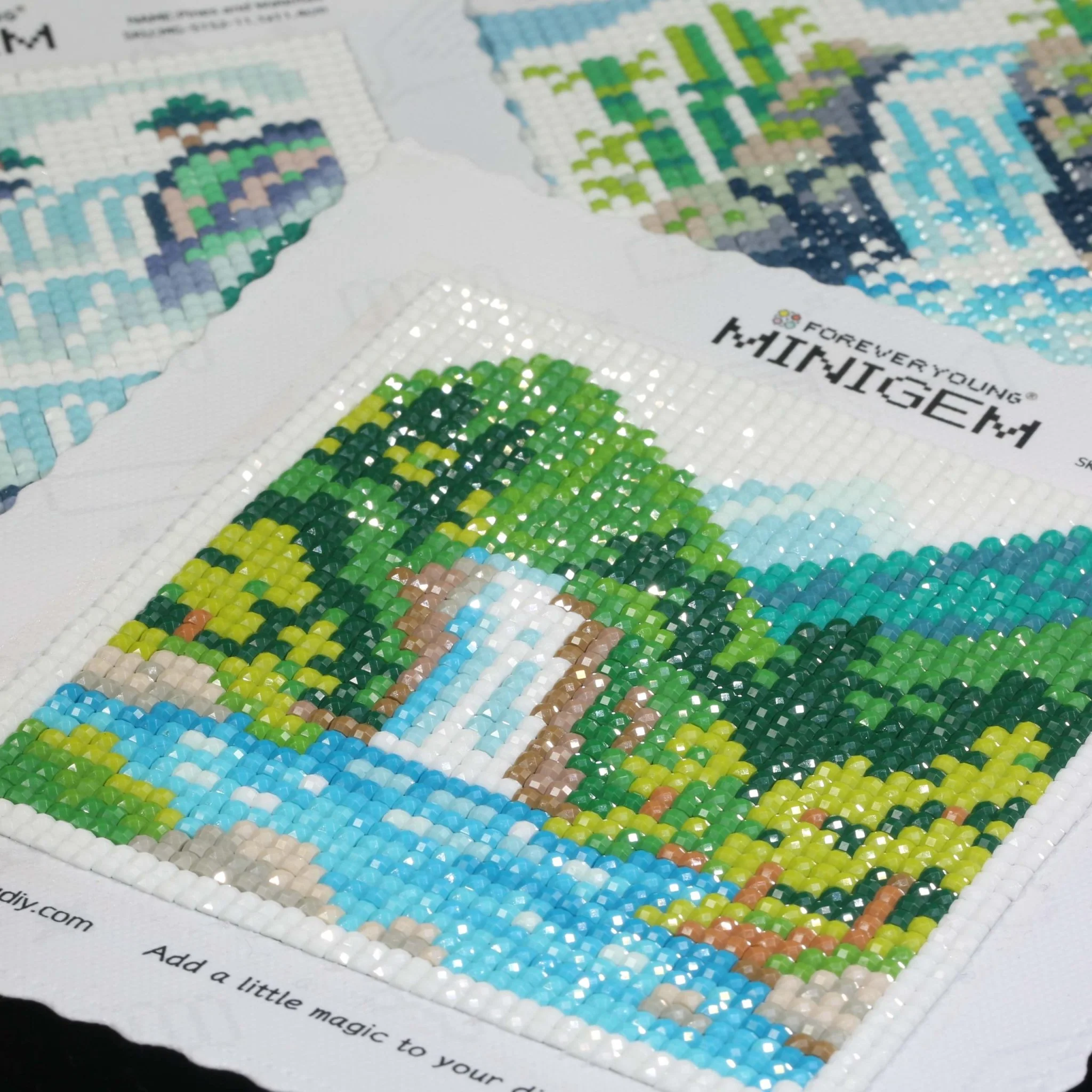 Minigem® :Waterfall View - Image 4
