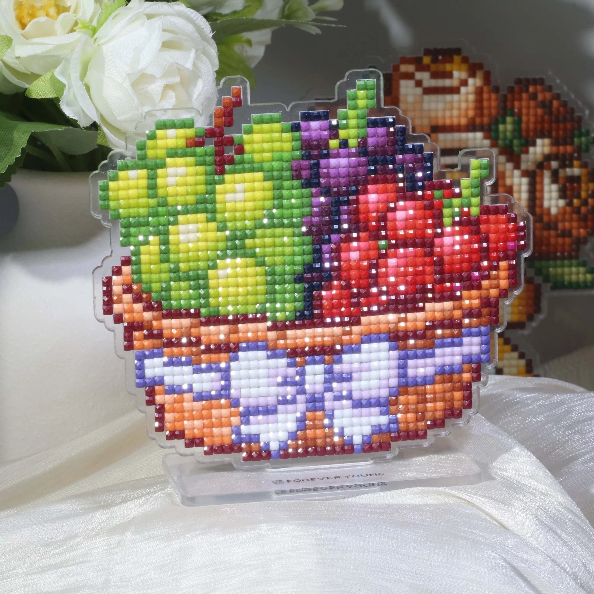 Tricolor Grapes Acrylic Diamond Art Display Stand - Image 3